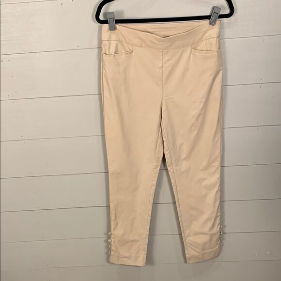 Chicos slimming NWT cream colored Cropped Pants button cuff - Picture 1 of 14
